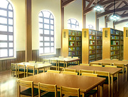 白鳩学院図書館